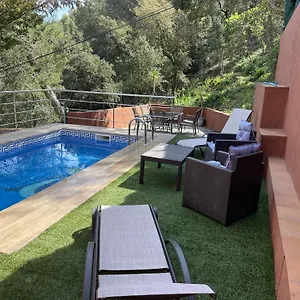 https://villa-for-2-families.topcostabravahotels.com