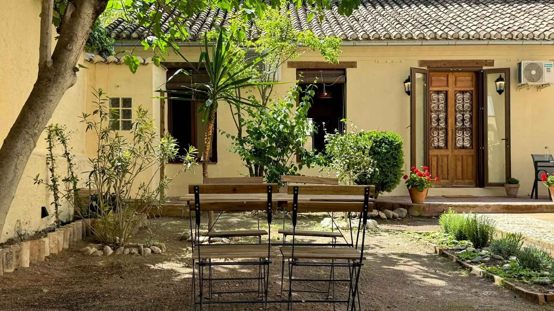 Casa Junto A La Alhambra Con Vistas Y Jardin Privado Apartment Granada Spain